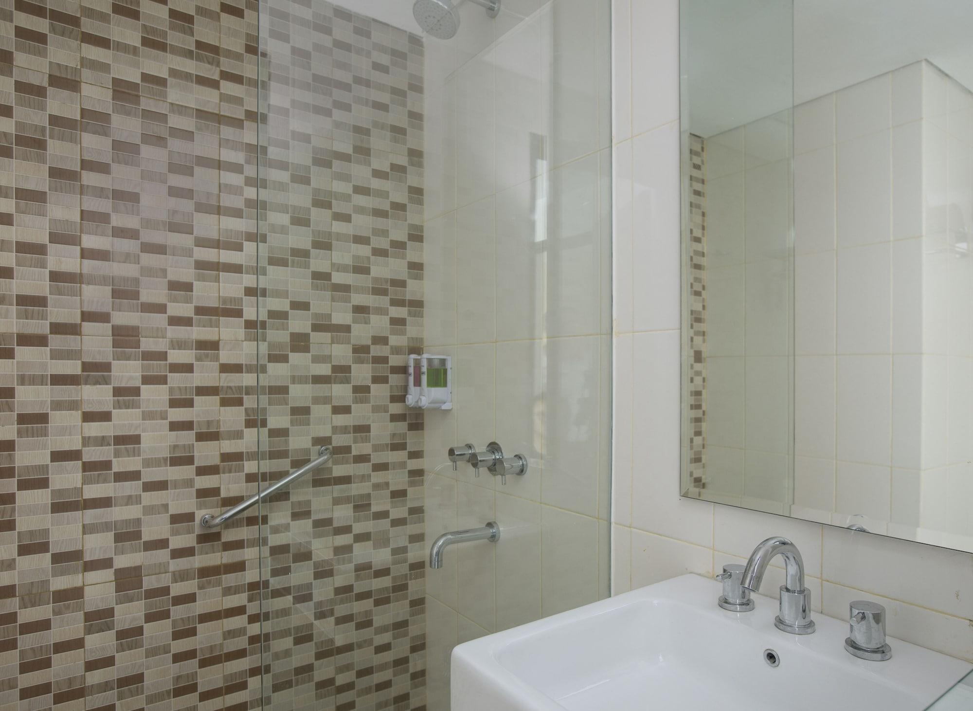 Amaris Hotel Мадіун Екстер'єр фото